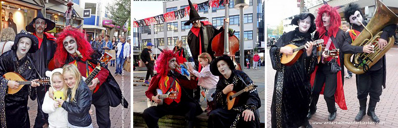 Halloween muzikanten de Spooky's maken lekkere griezelige muziek op straat, muziek boeken, muzikanten, muziektrio, muziekduo, thema muziek, Govers Evenementen, www.goversartiesten.nl